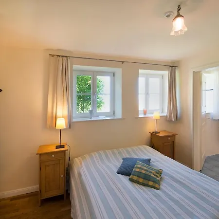 Gut Apartment